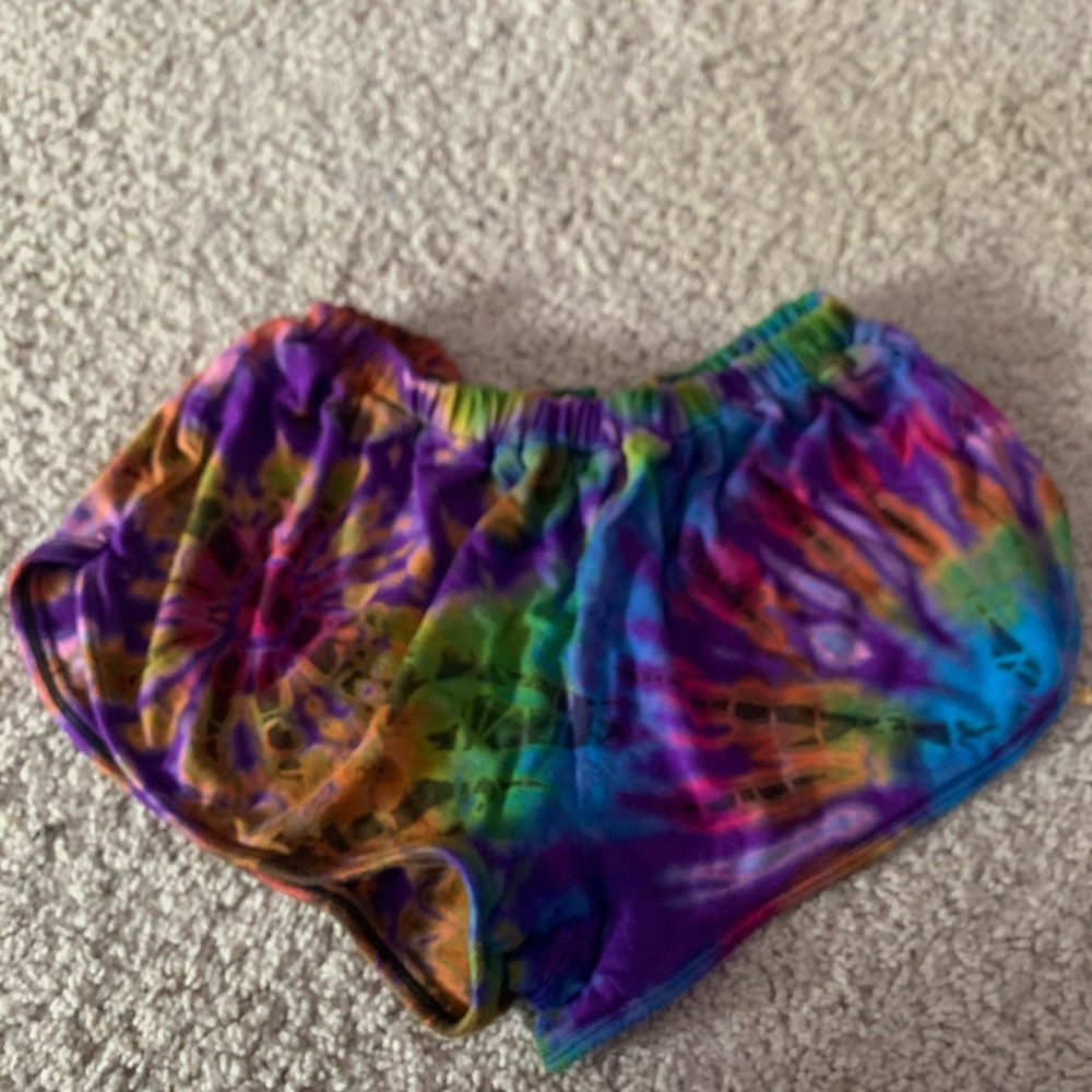 tie dye shorts